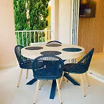 Bain De Soleil Refait à Neuf, Bord De Et Piscine, Proche De Saint Tropez * Gassin