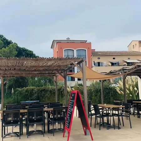 Apartman Bain De Soleil Refait A Neuf, Bord De Et Piscine, Proche De Saint Tropez Gassin